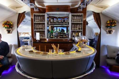 Комфорт и роскошь бизнес-класса Emirates A380
