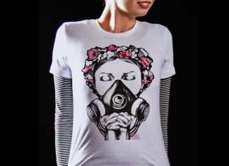 Футболки з символом Євромайдану: Інтерв’ю з автором культового плакату PrayForUkraine