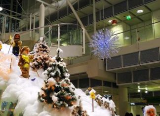 Новорічний настрій в подарунок від аеропорту.