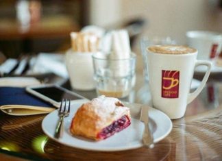 Десять десертів зі всього світу.