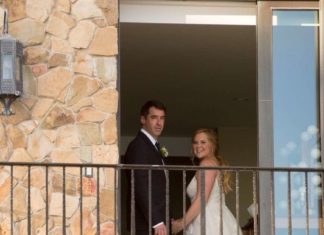 «Я не вагітна»: Емі Шумер раптово вийшла заміж.