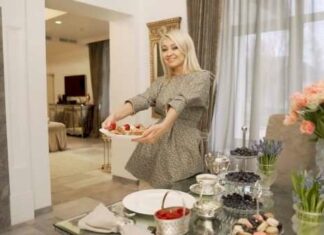 «Готувати не вмієте»: Яна Рудковська поділилася рецептом вафель.