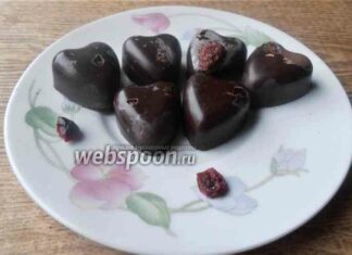 Шоколадні цукерки з в’яленою журавлиною
