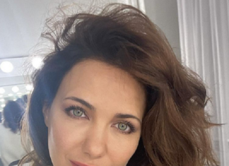 У якутії жінка народила дитину на борту літака