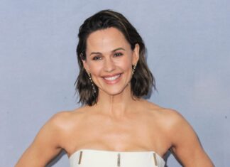 Волшебство Дженнифер Гарнер в вашем доме: витраж за 12 долларов