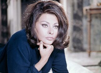 Изысканная Элегантность Времени: Как Софи Лорен Наслаждается Золотым Веком