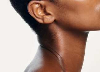 Як зміцнити і підтягнути шию: Дерматолог