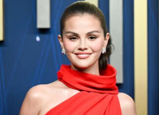 Селена Гомес скромно поділилася новинами про стосунки Мартіна Шорта і Меріл Стріп на церемонії вручення премії”Еммі”