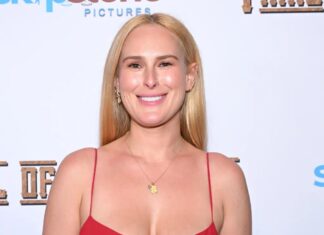 Румер Вілліс об’єднує мам найсмішнішим новим відео: «Найточніше фото в Інтернеті»