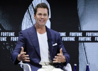 Том Брэйди считает, что мы балуем наших детей