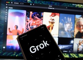 Підлітки Судяться з xAI через Зловживання Дипфейками: Посібник для Батьків