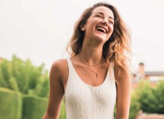 Mayokini vs. Bikini: Farklar, Avantajlar ve Hangisini Seçmelisiniz?